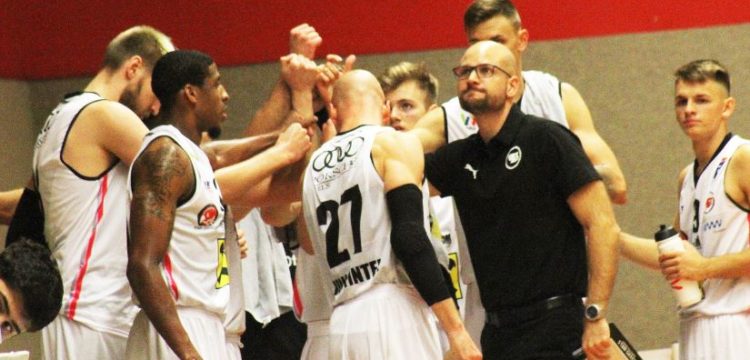 Coach Waser und das Team